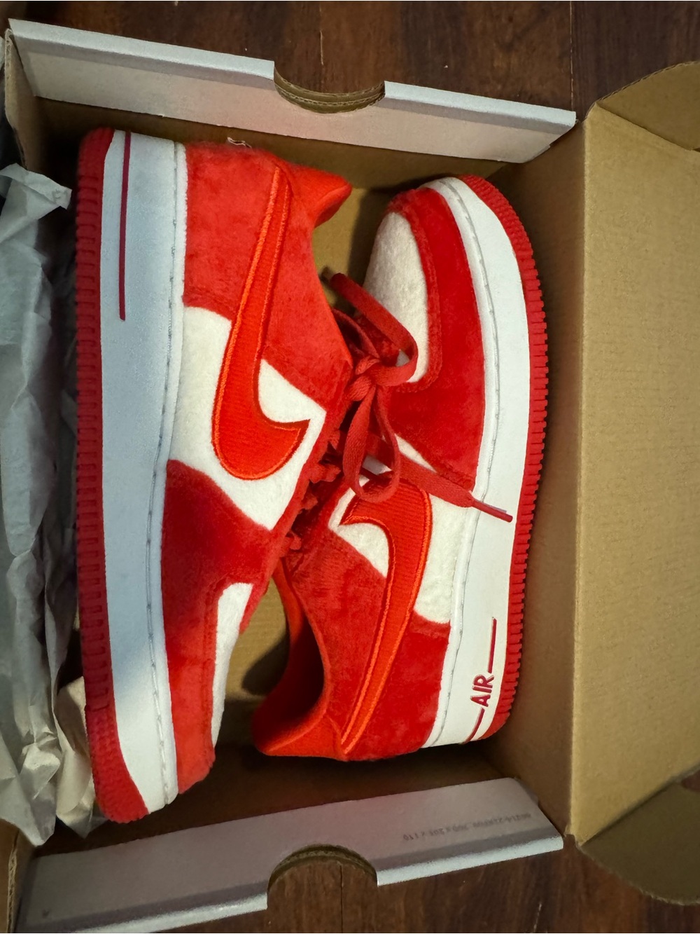 Nike valentine Kids Red and White Plush Low-Top Sneakers